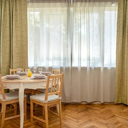 Comfort 1br - Chayka By Flat Manаger Warna