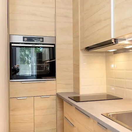 Comfort 1br - Chayka By Flat Manаger Apartment Warna