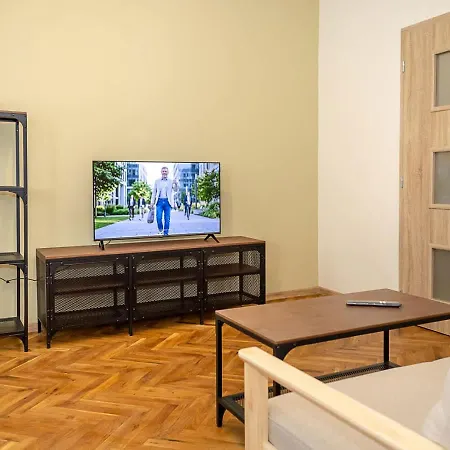 Apartment Comfort 1br - Chayka By Flat Manаger *